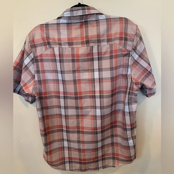 Telluride Short Sleeve Button Down Gray and Red Plaid Shirt Men’s Medium - Picture 2 of 5